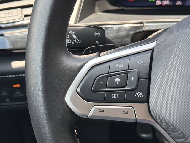 Used 2024 Volkswagen Atlas Cross Sport SE AWD/4WD image 17