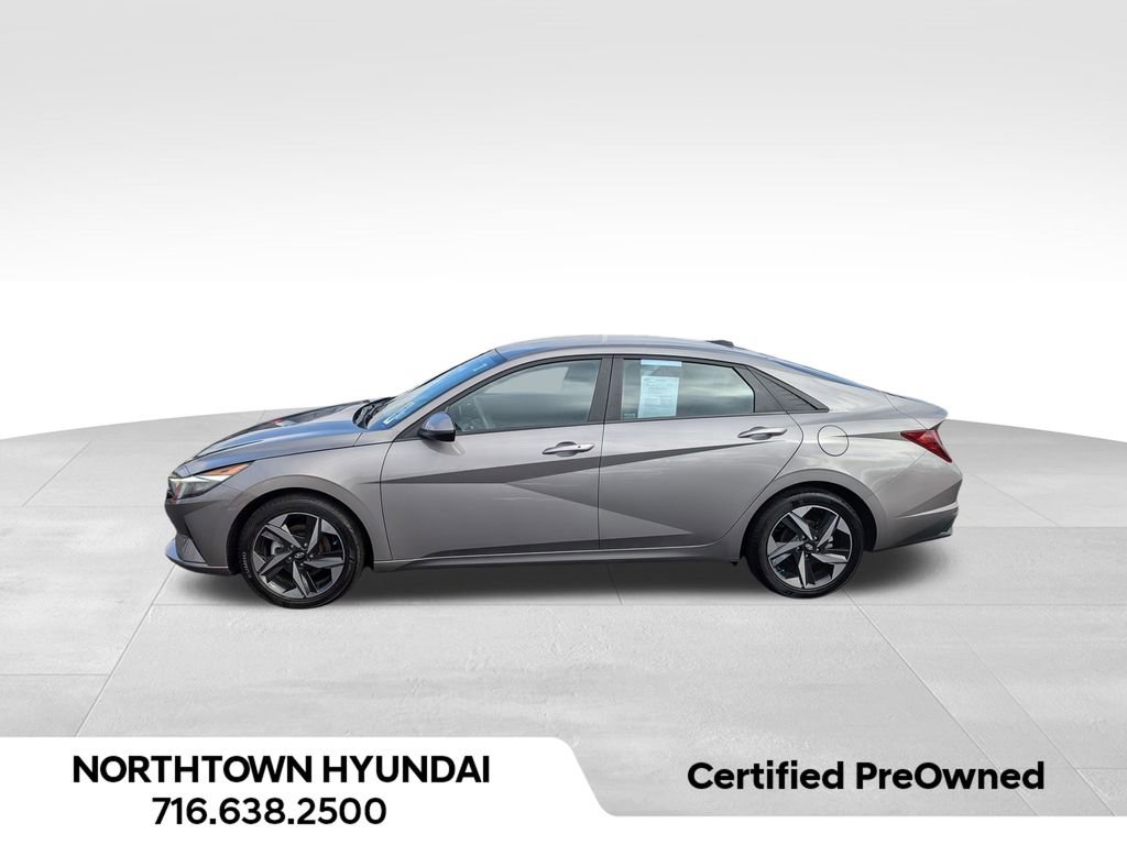 Certified 2023 Hyundai Elantra SEL w/ Convenience Package image 3