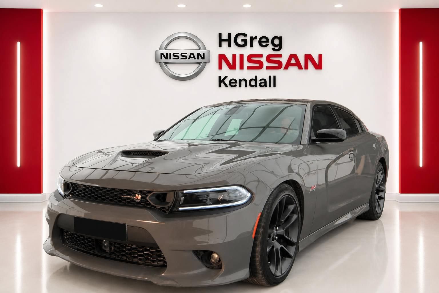 Used 2023 Dodge Charger Scat Pack w/ Navigation & Travel Group RWD image 3