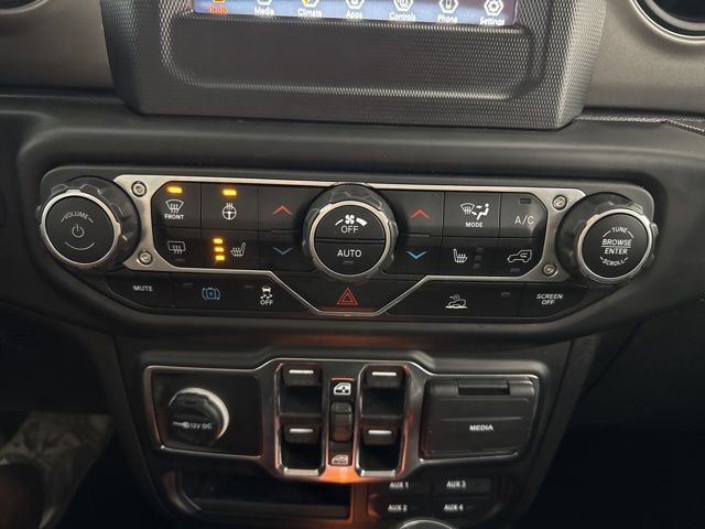 Used 2023 Jeep Wrangler Unlimited w/ Cold Weather Group image 42