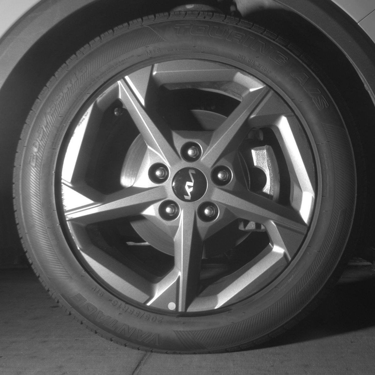 Used 2025 Kia K4 LXS image 13