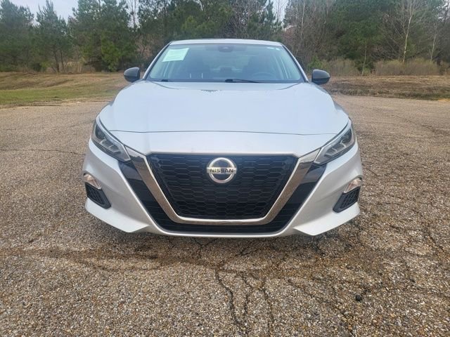 Used 2021 Nissan Altima 2.5 SR image 2