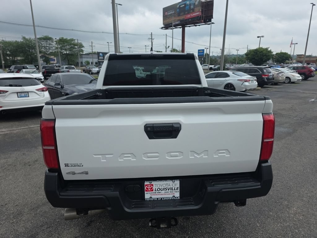 Certified 2024 Toyota Tacoma SR AWD/4WD image 5
