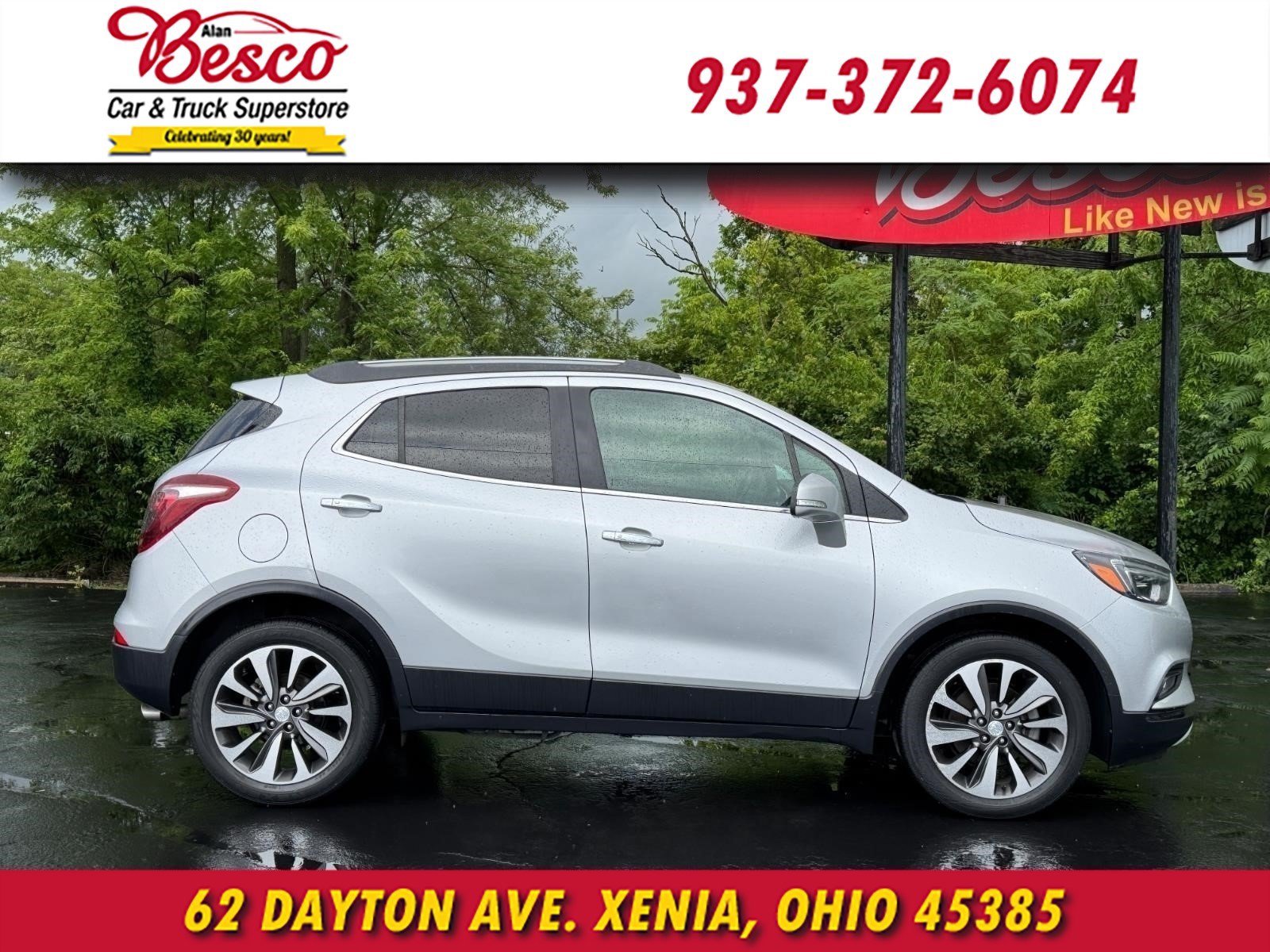 Used 2018 Buick Encore Essence FWD image 3