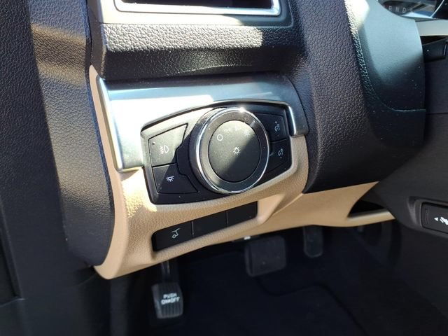 Used 2017 Ford Explorer Limited w/ Equipment Group 301A FWD image 19