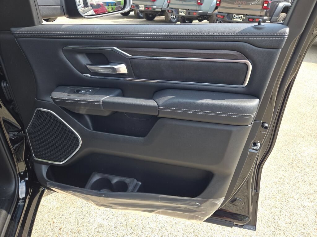 New 2027 RAM 1500 Laramie w/ Night Edition AWD/4WD image 5