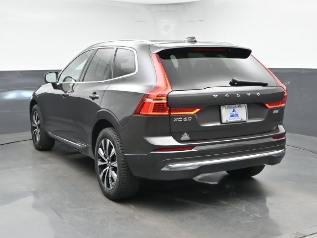 Used 2023 Volvo XC60 B5 Plus w/ Climate Package AWD/4WD image 8