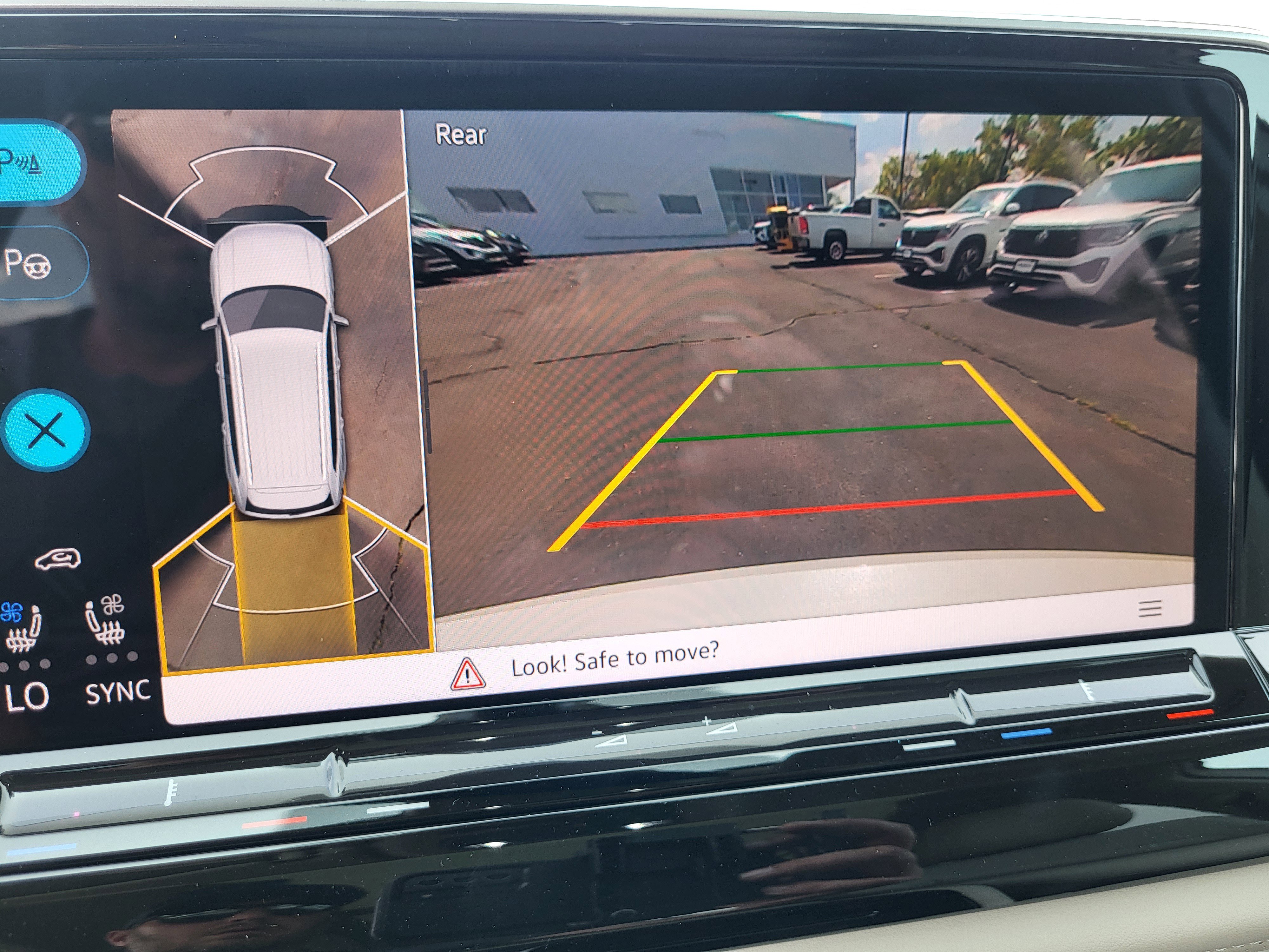 New 2025 Volkswagen Atlas SEL Premium R-Line image 29