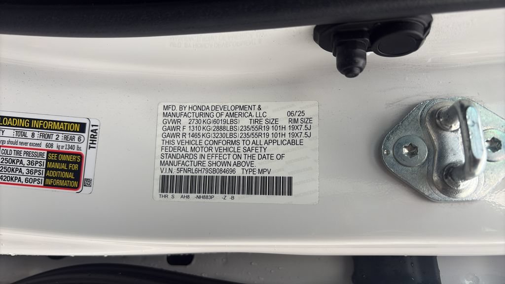 Used 2025 Honda Odyssey Sport-L image 27