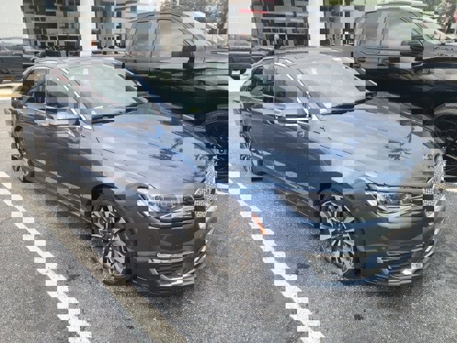 Used 2019 Lincoln MKZ Reserve w/ Luxury Package image 3