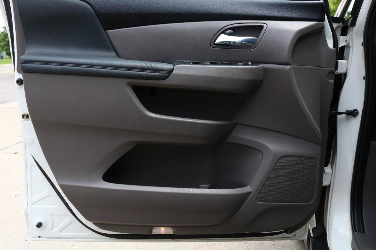 Used 2016 Honda Odyssey EX-L image 17