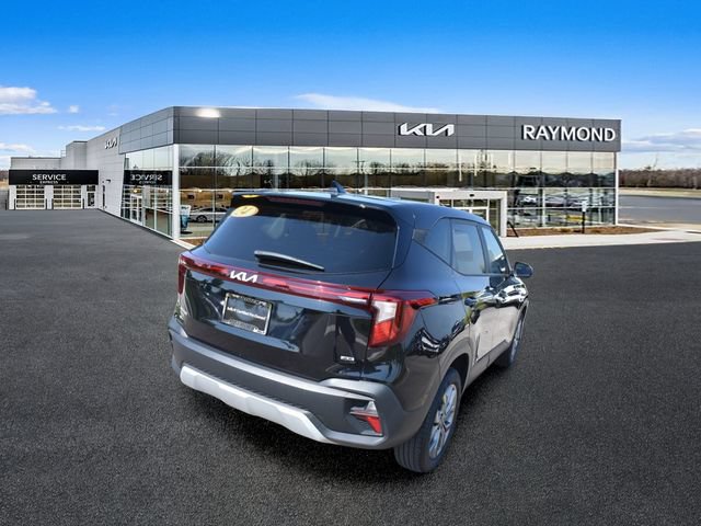 Certified 2024 Kia Seltos LX AWD/4WD image 4