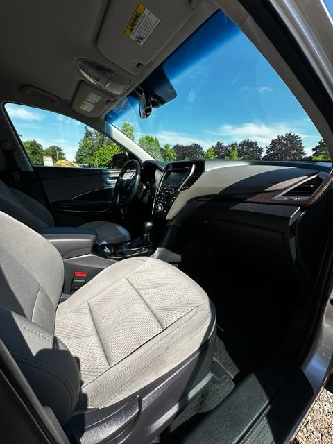 Used 2018 Hyundai Santa Fe Sport w/ 2.4L Value Package 02 AWD/4WD image 22