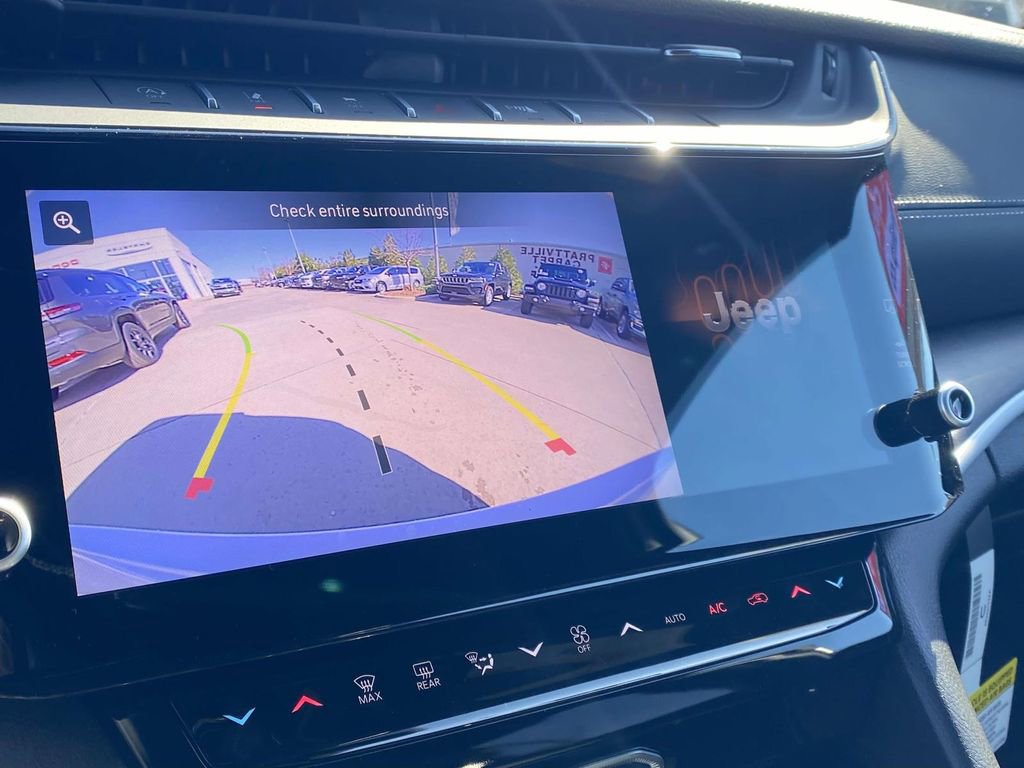 New 2026 Jeep Grand Cherokee Altitude image 46