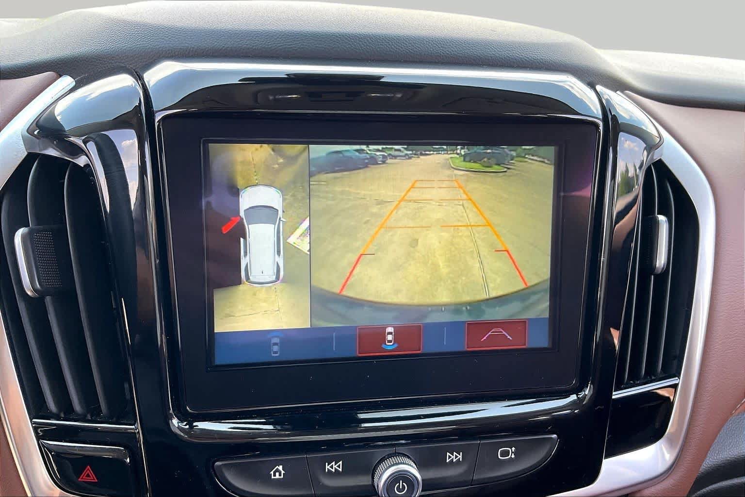 Used 2018 Chevrolet Traverse High Country AWD/4WD image 25