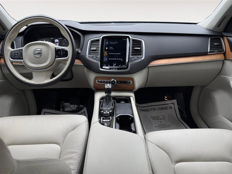 Used 2021 Volvo XC90 T6 Momentum w/ Climate Package AWD/4WD image 12