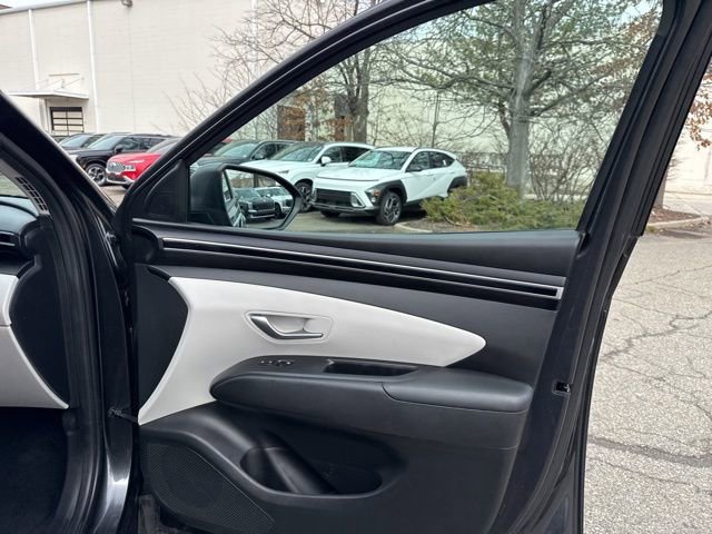 Used 2023 Hyundai Tucson SEL image 32