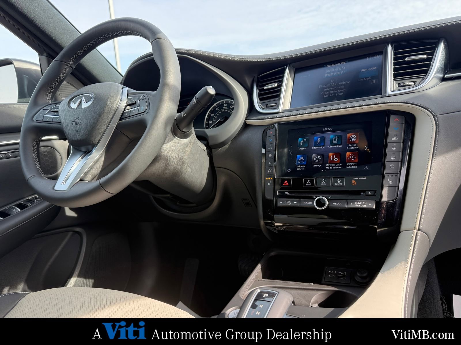 Used 2025 INFINITI QX55 Luxe w/ Cargo Package image 32