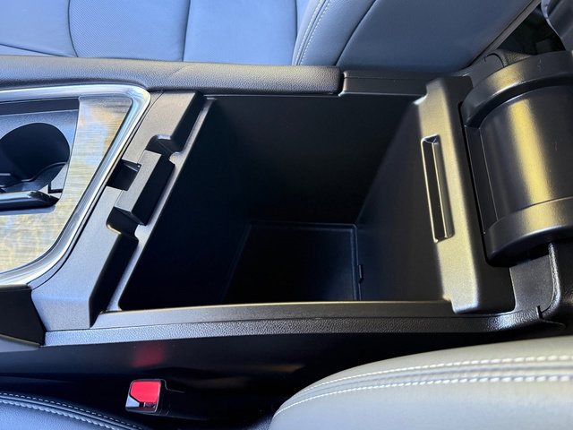 Used 2024 Buick Enclave Essence image 34