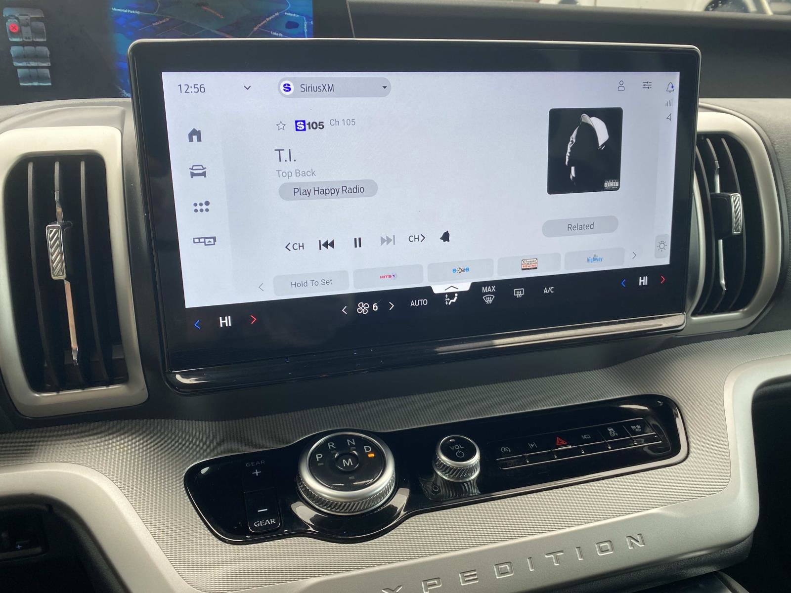 Used 2025 Ford Expedition Active image 20