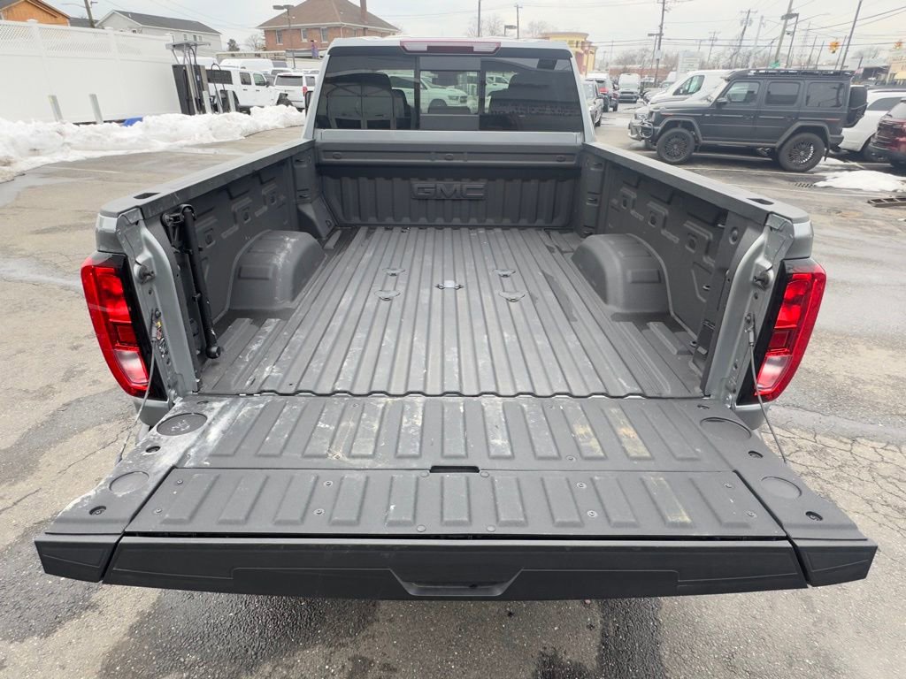 Used 2025 GMC Sierra 2500 SLE w/ SLE Value Package; image 7