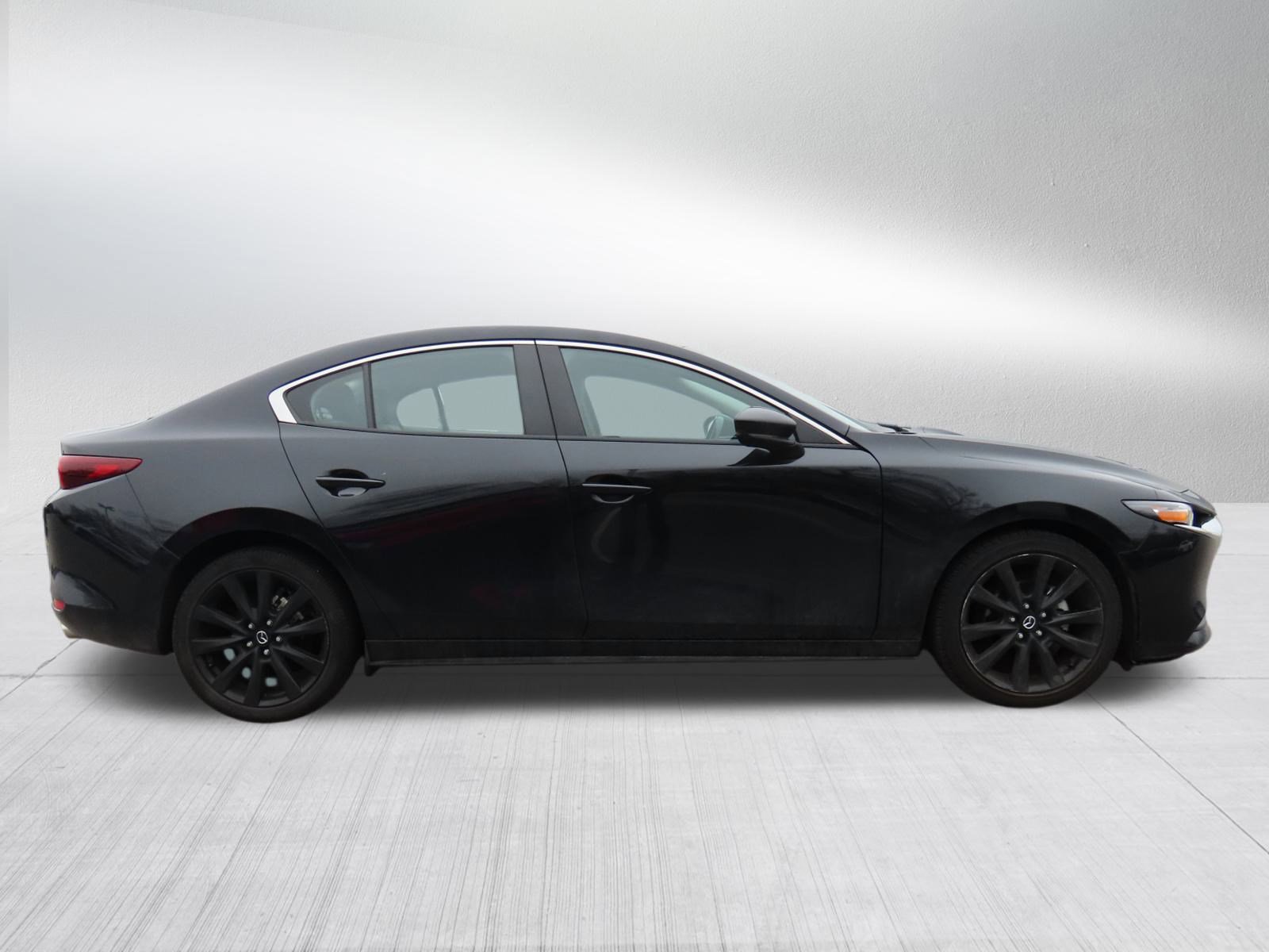 Used 2024 MAZDA MAZDA3 s image 8