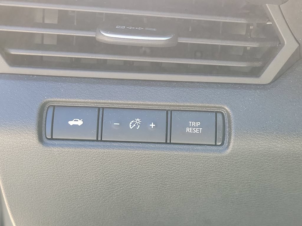 Used 2025 Nissan Altima 2.5 SV FWD image 20