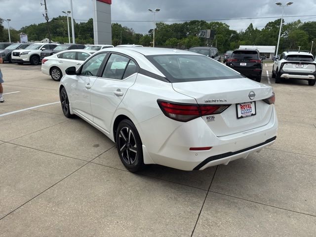 Used 2024 Nissan Sentra SV w/ Lighting Package image 5