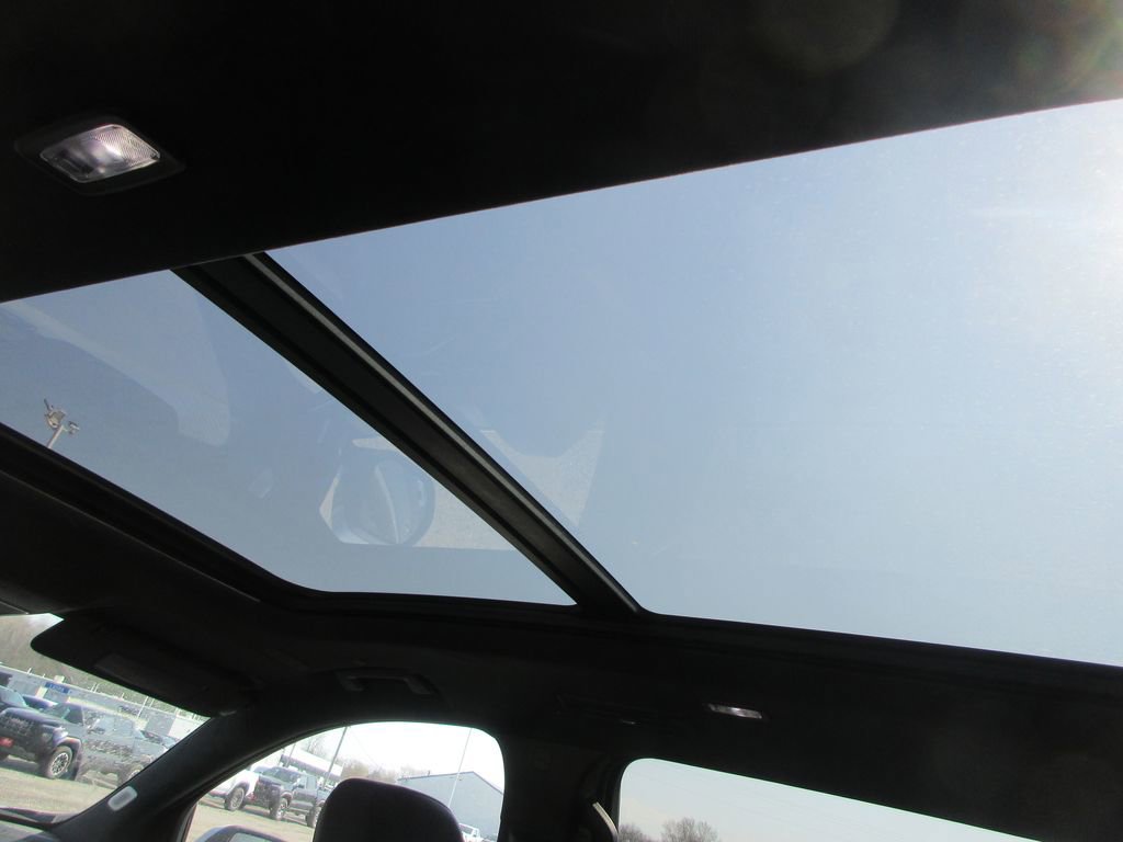 New 2026 GMC Acadia Denali Ultimate image 16