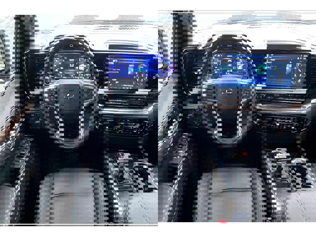 Used 2025 Chevrolet Silverado 1500 LT Trail Boss w/ LT Trail Boss Premium Package image 6