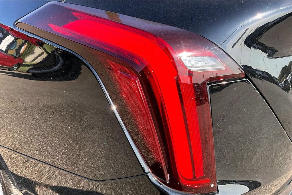 Used 2023 Cadillac CT4 Luxury w/ Sun And Sound Package RWD image 31