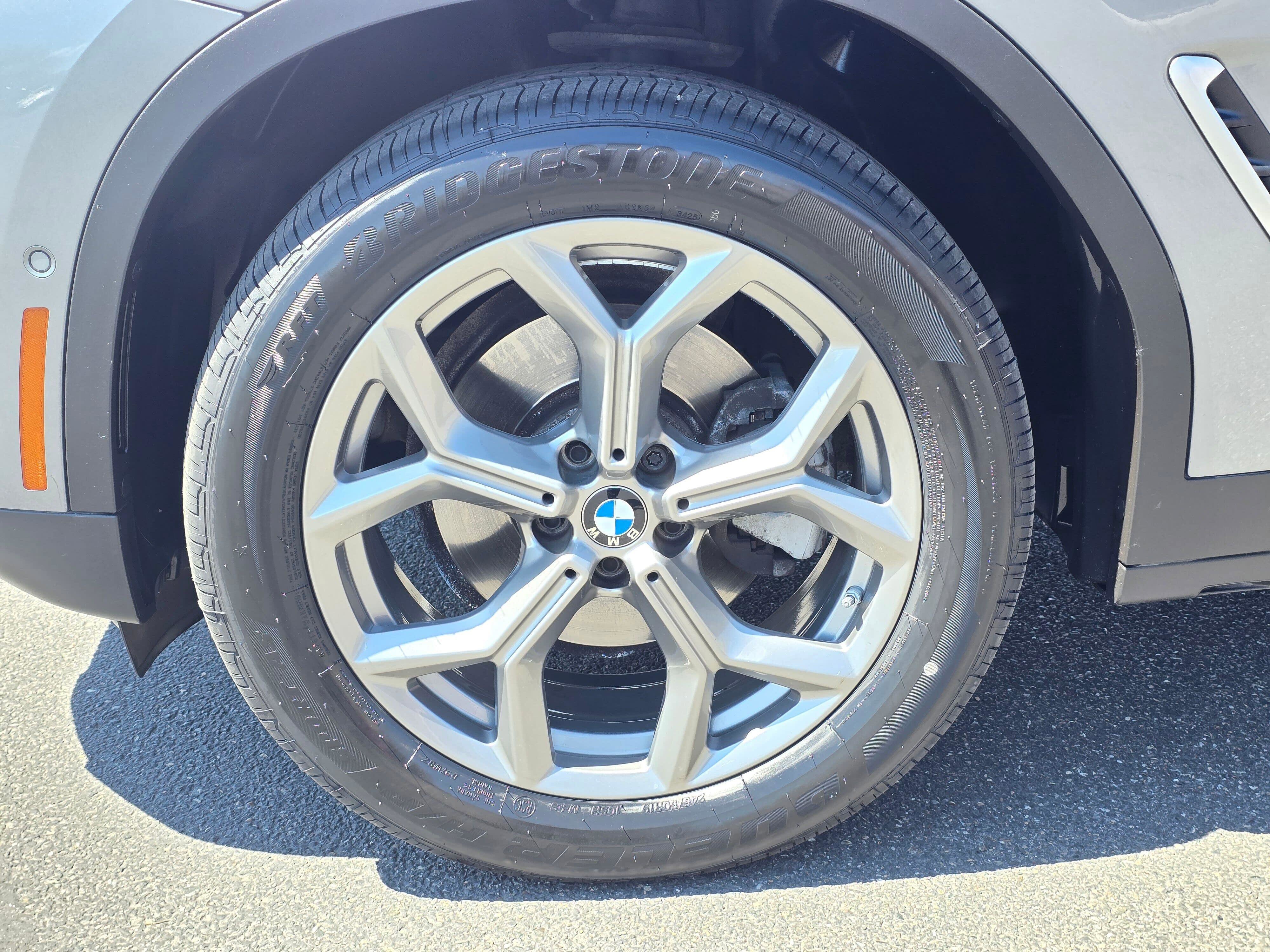 Certified 2024 BMW X3 xDrive30i w/ Premium Package AWD/4WD image 8
