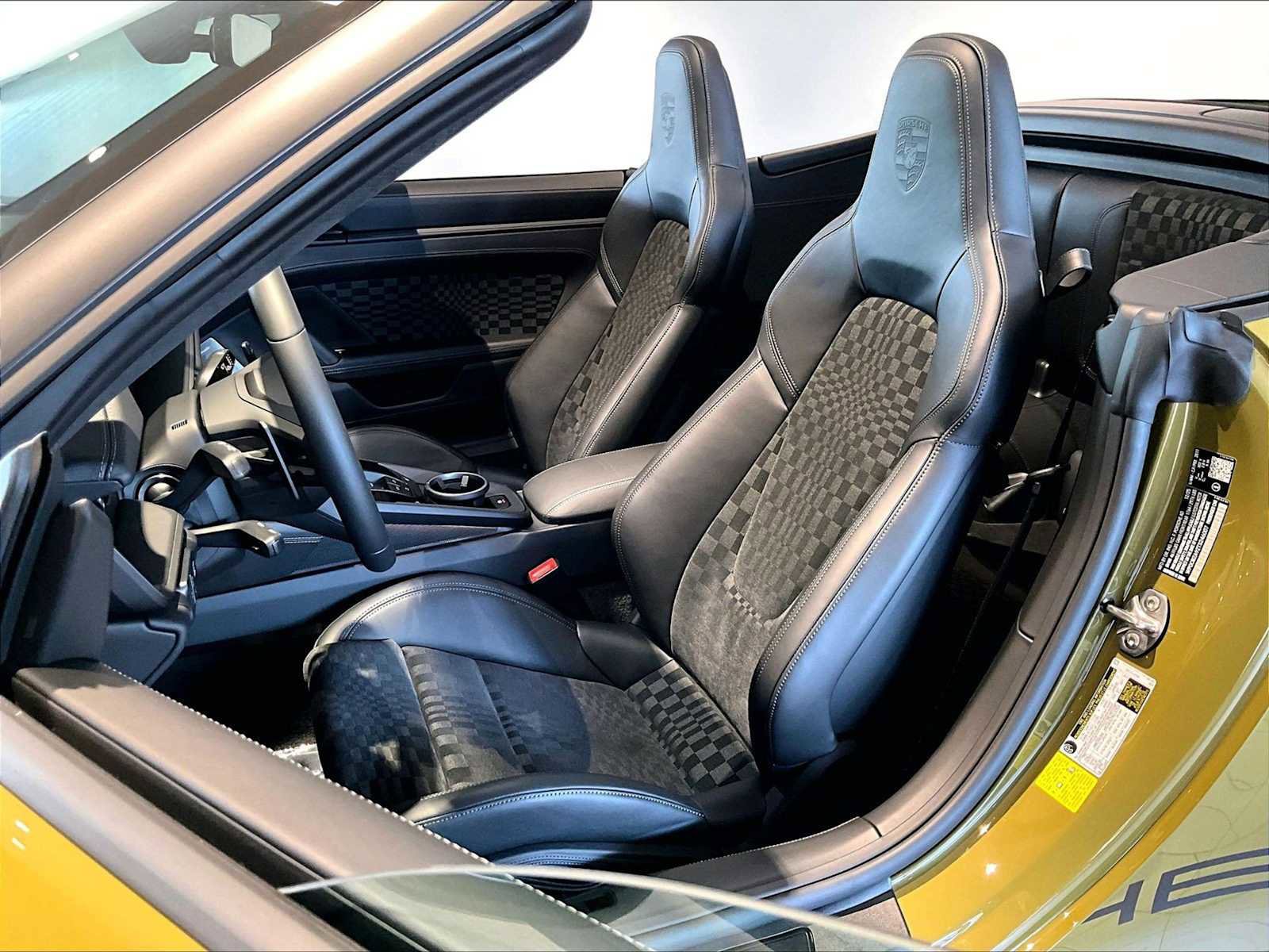 New 2026 Porsche 911 GTS image 5