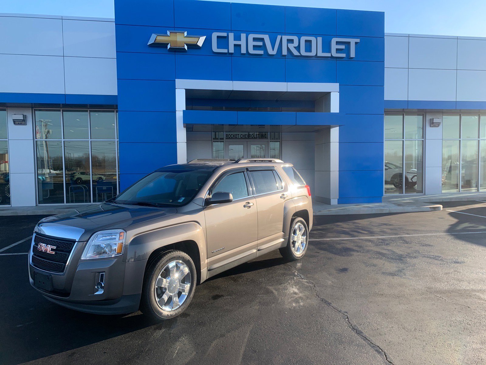 Used 2012 GMC Terrain SLT image 1