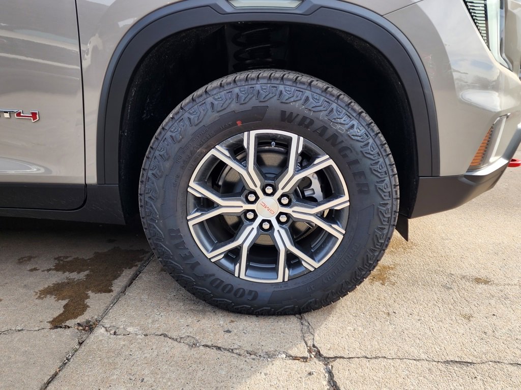New 2026 GMC Acadia AT4 image 56