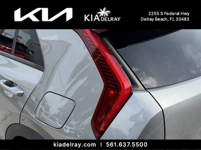 Certified 2023 Kia Niro LX FWD image 7