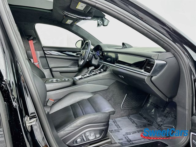 Used 2019 Porsche Panamera GTS w/ Premium Package Plus AWD/4WD image 10