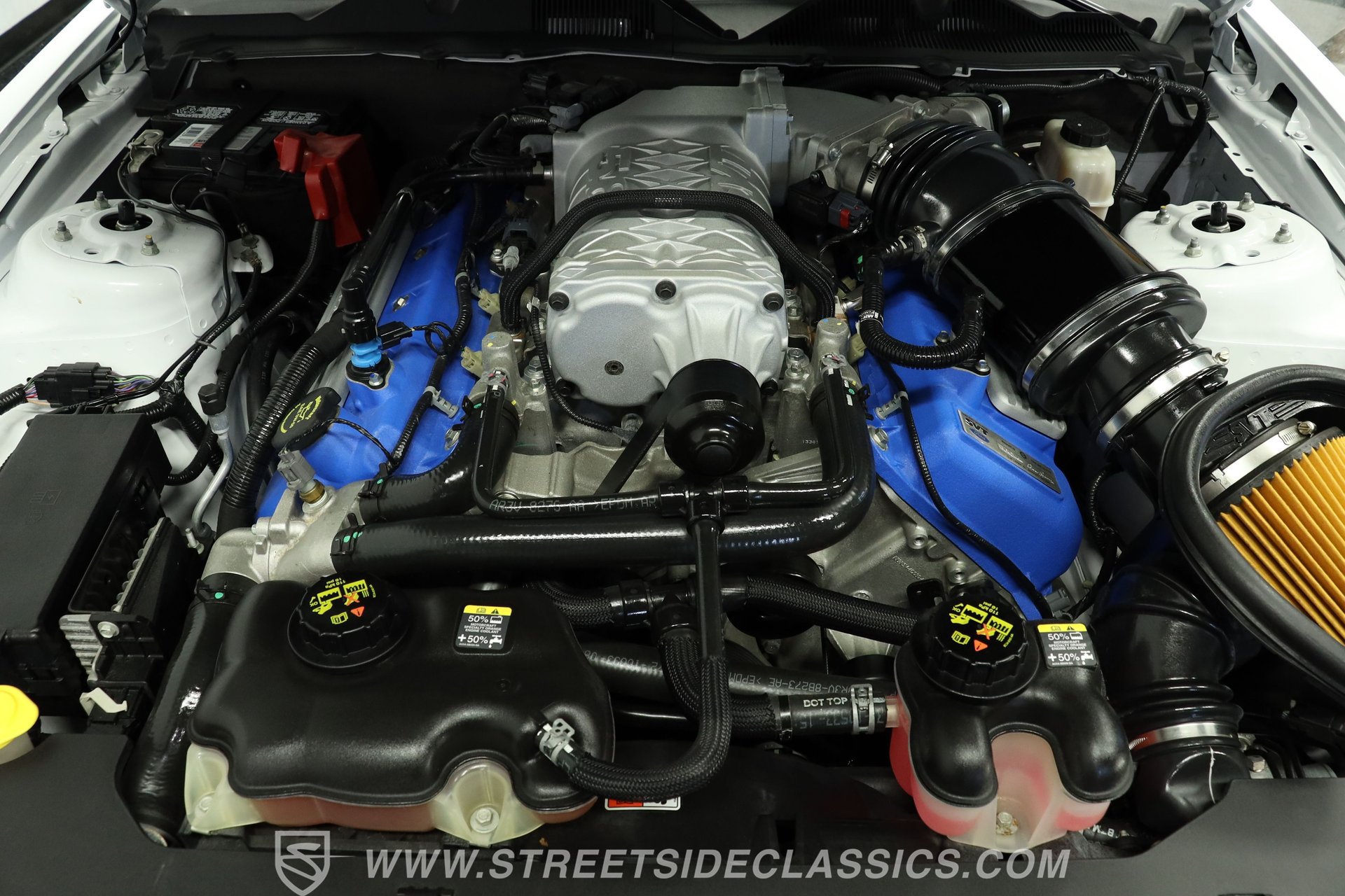 Used 2014 Ford Mustang Shelby GT500 RWD image 3