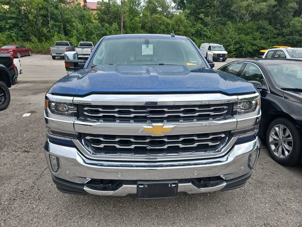 Used 2018 Chevrolet Silverado 1500 LTZ w/ LTZ Plus Package AWD/4WD image 3
