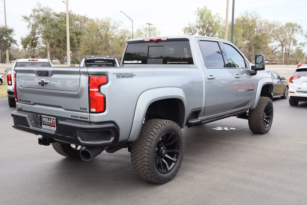 Used 2025 Chevrolet Silverado 2500 LTZ w/ LTZ Plus Package image 9