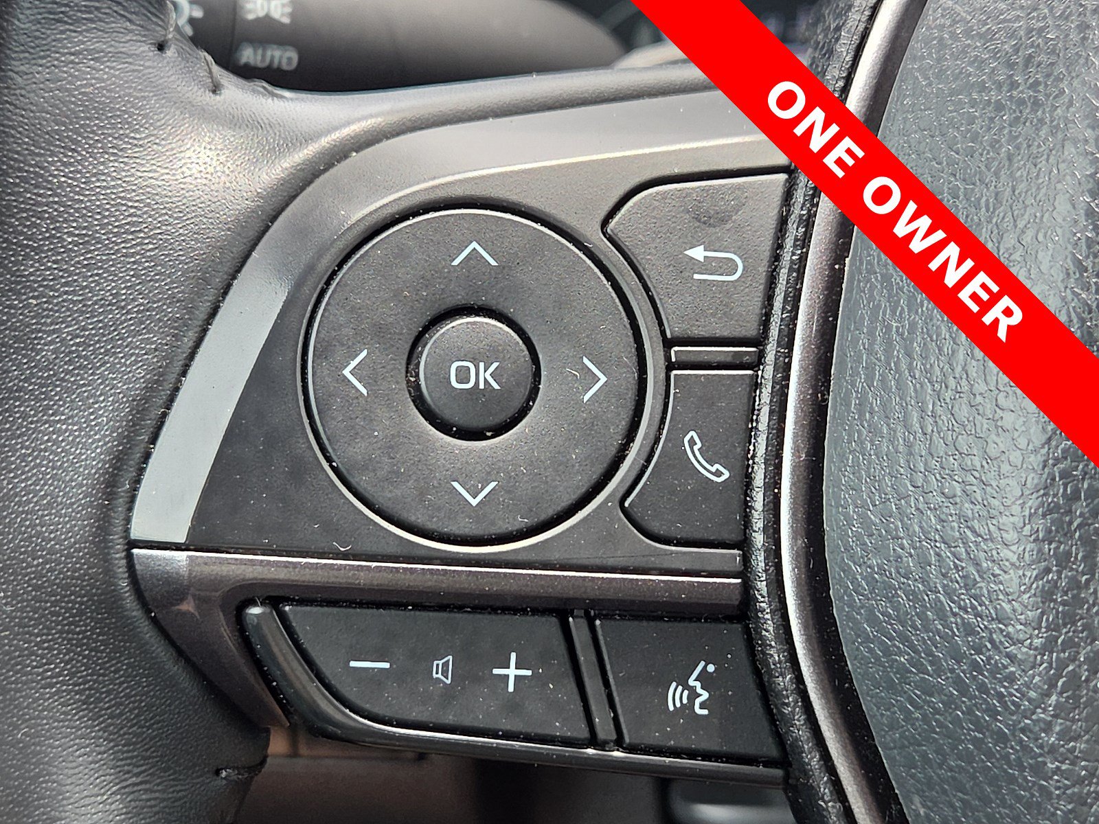 Used 2024 Toyota Camry SE FWD image 21