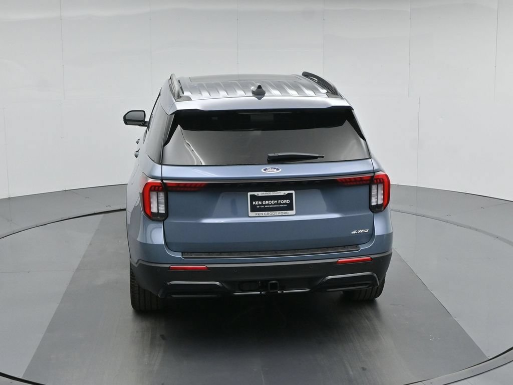 New 2026 Ford Explorer ST-Line w/ ST-Line Street Pack AWD/4WD image 38
