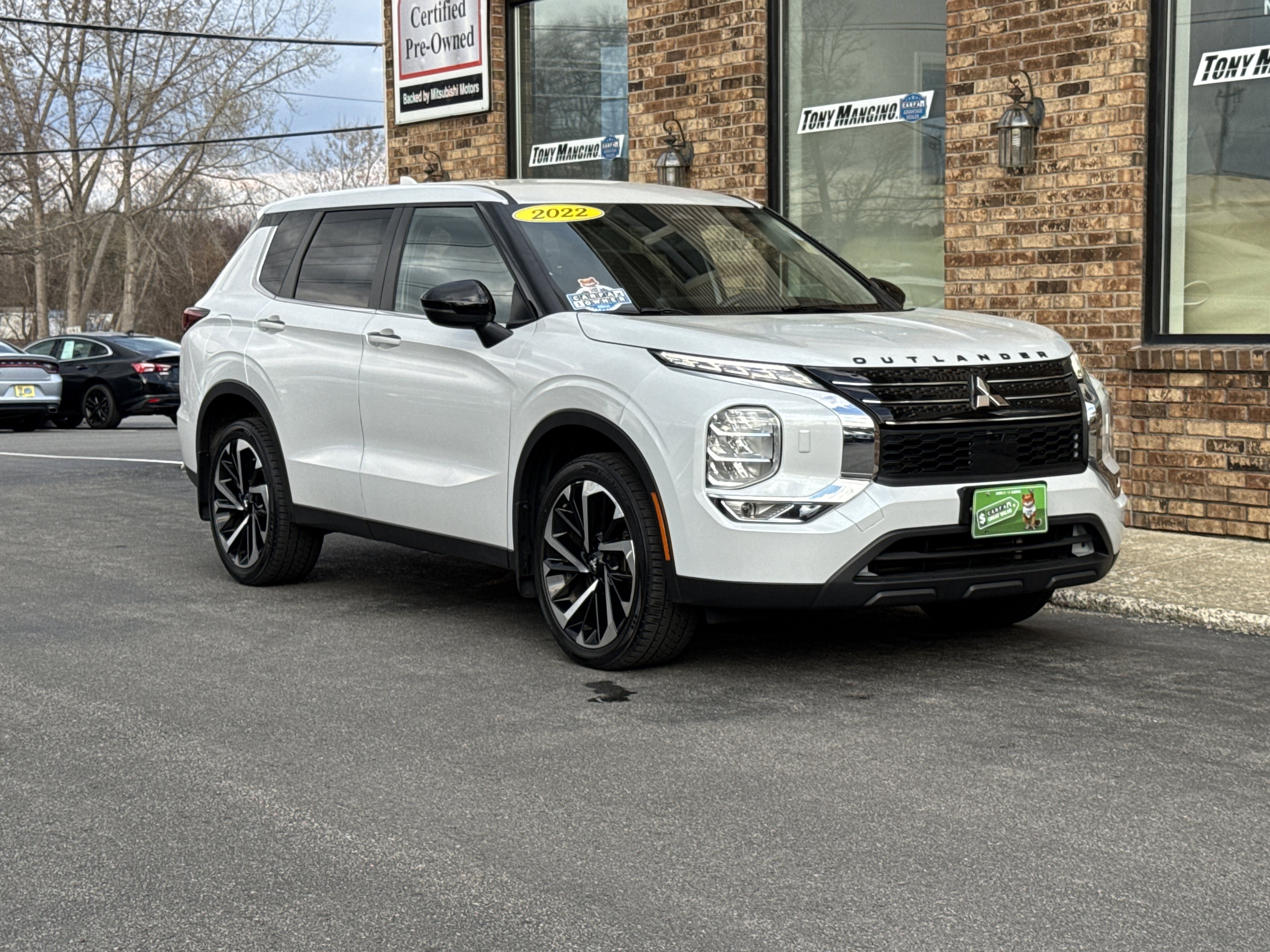 Used 2022 Mitsubishi Outlander ES image 10