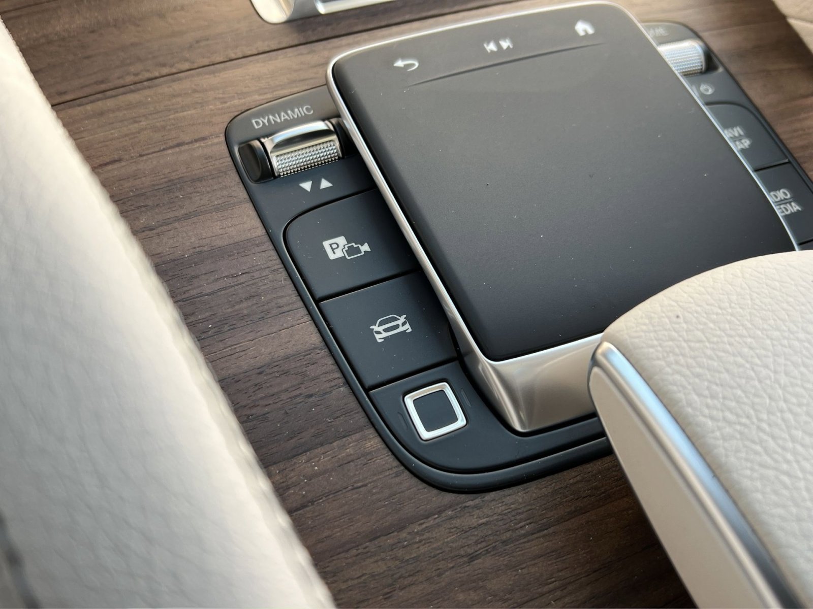 New 2026 Mercedes-Benz GLE 450 4MATIC image 33