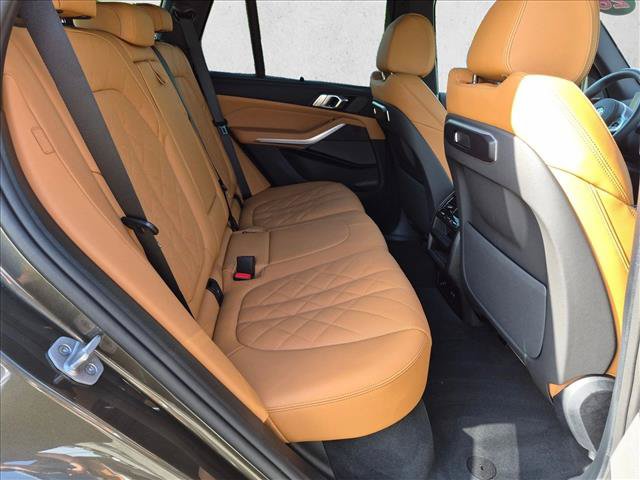 Used 2026 BMW X5 xDrive40i w/ Executive Package AWD/4WD image 19