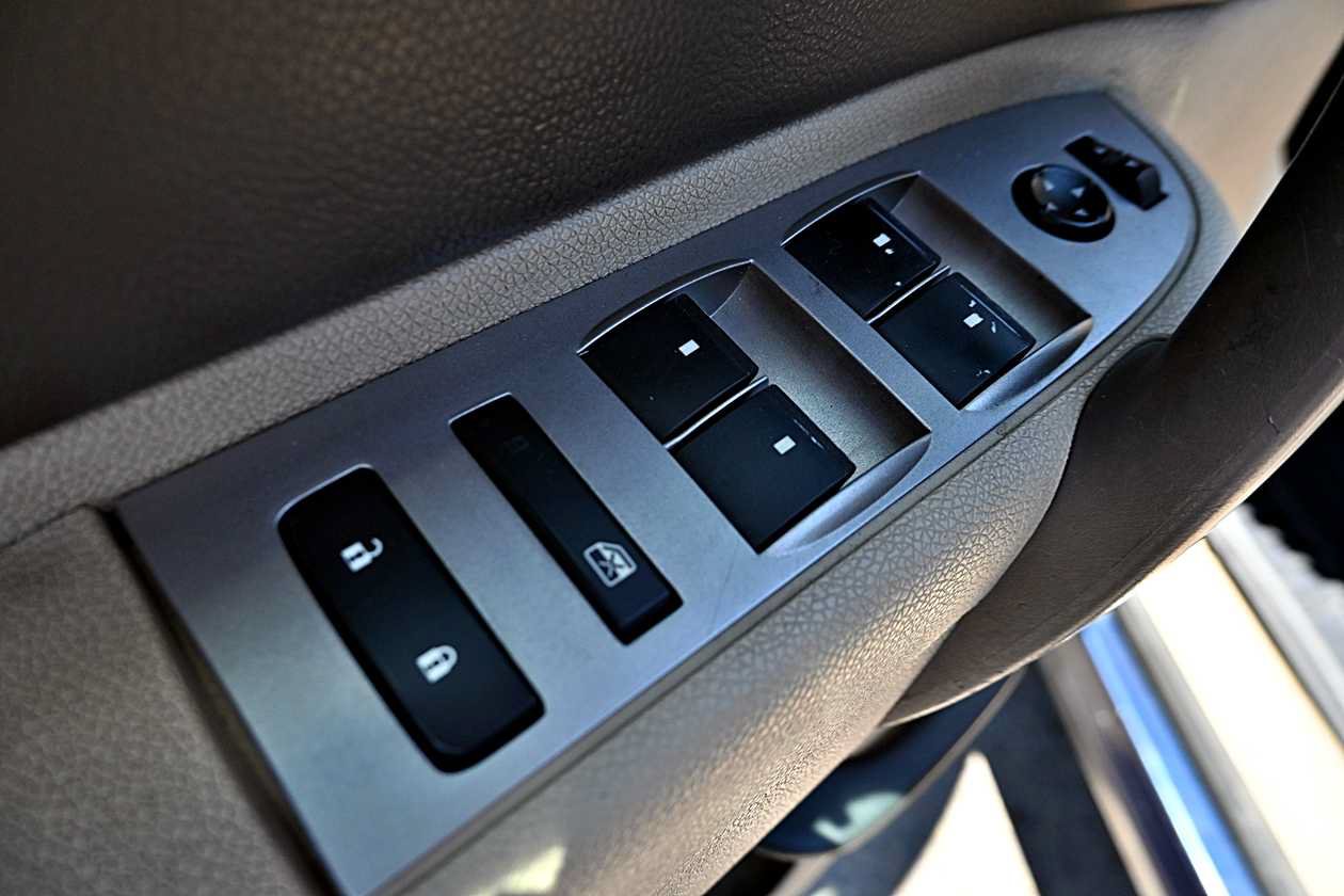 Used 2012 Chevrolet Silverado 1500 LT w/ All-Star Edition RWD image 16