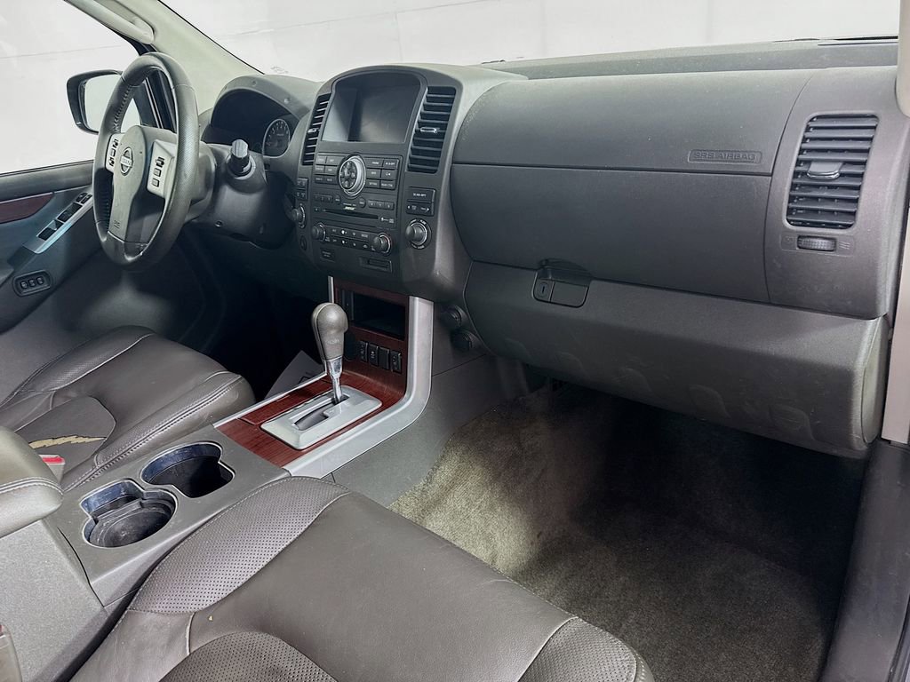 Used 2012 Nissan Pathfinder LE RWD image 36