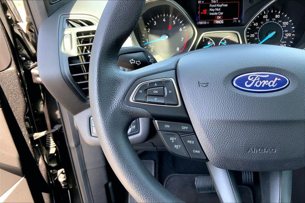 Used 2019 Ford Escape SE image 11