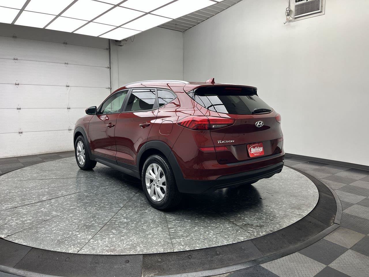 Used 2019 Hyundai Tucson Value w/ Cargo Package AWD/4WD image 2