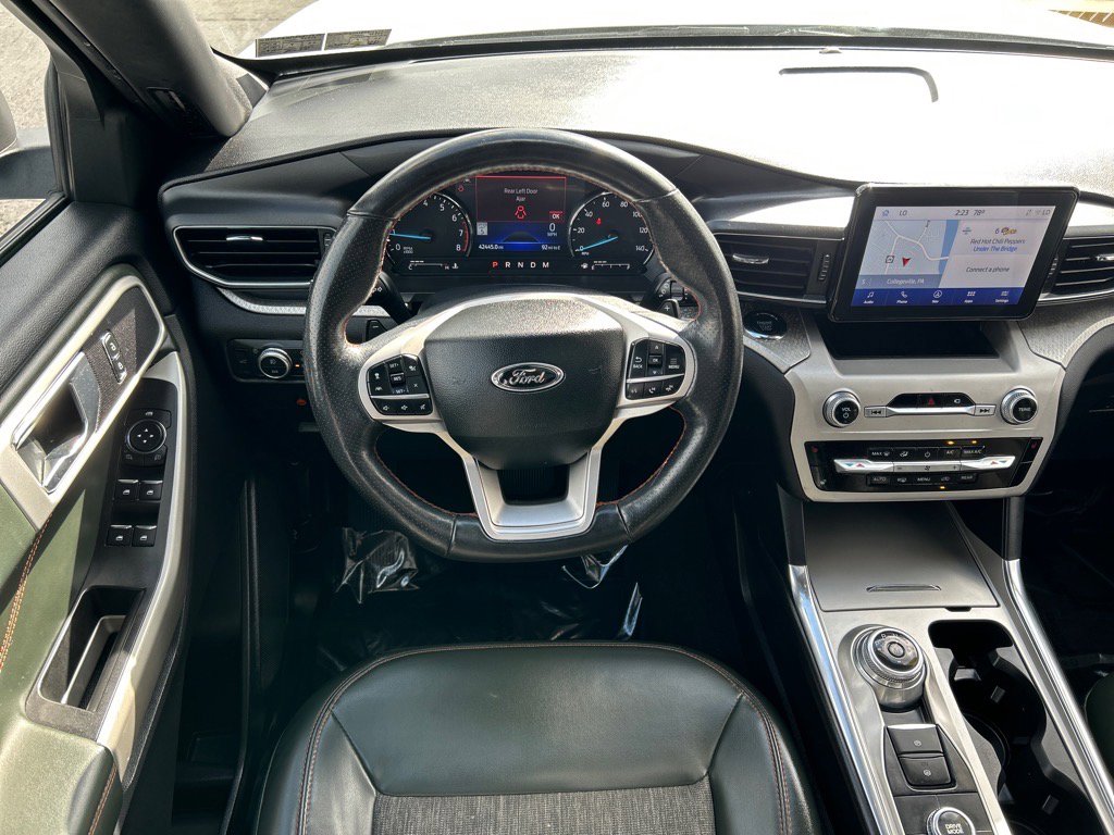Used 2022 Ford Explorer Timberline image 2